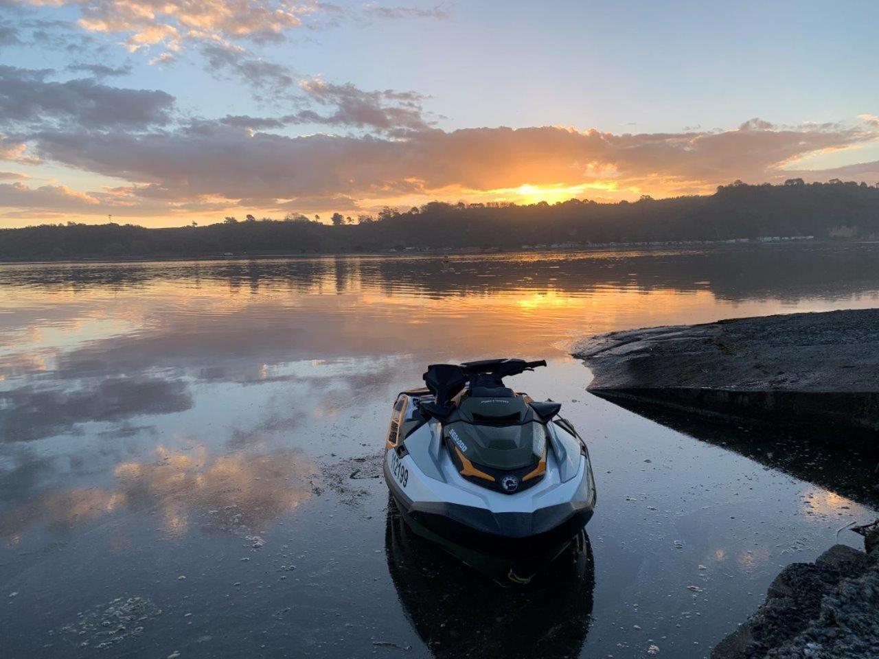 Pukehina Estuary Sunset Views Holiday Home Esterno foto