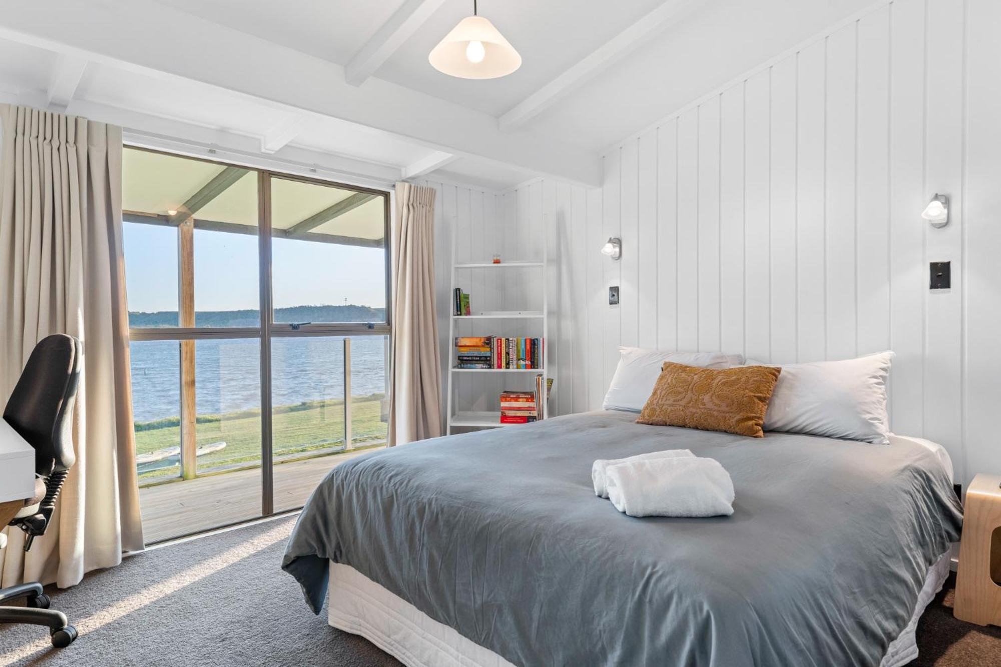 Pukehina Estuary Sunset Views Holiday Home Esterno foto